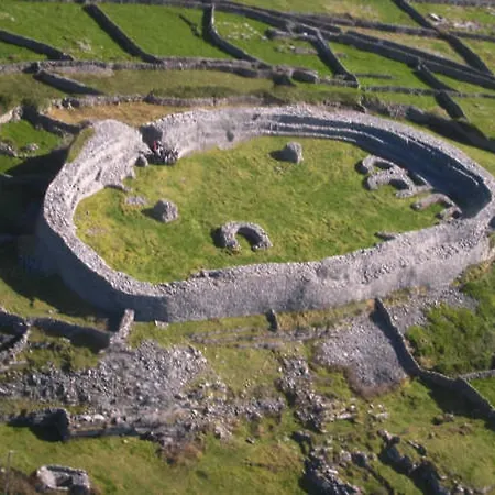 Bed & Breakfast An Dun And Cafe