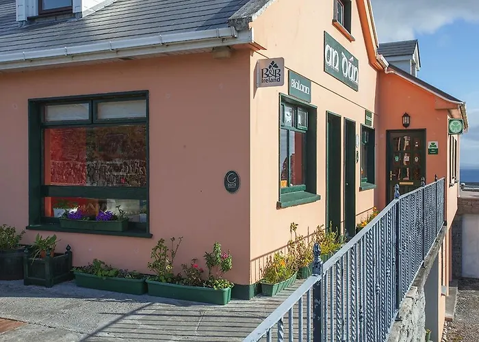 An Dun And Cafe Inis Meain